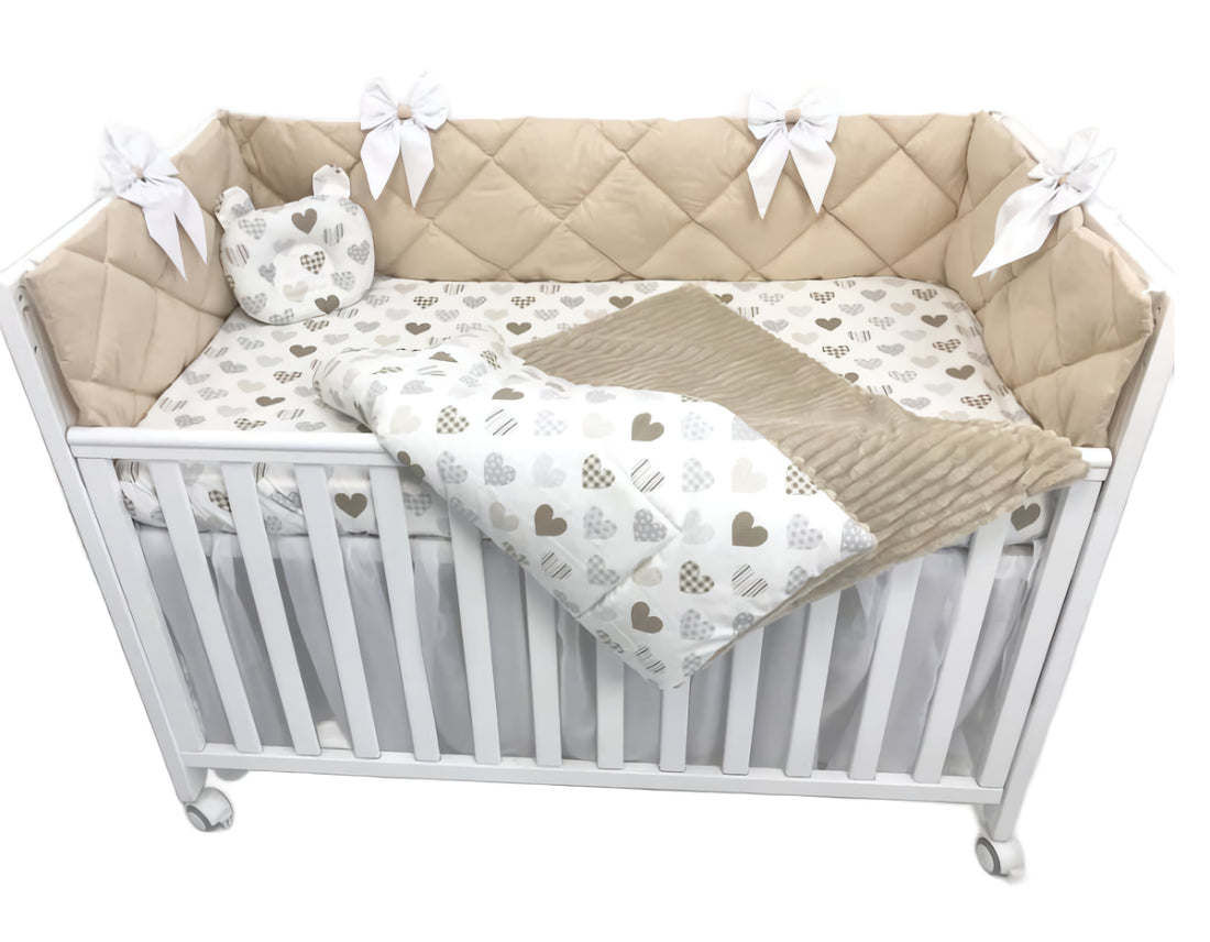 Комплект постільної білизни для дітей – зручні дитячі набори в ліжечко високої якості