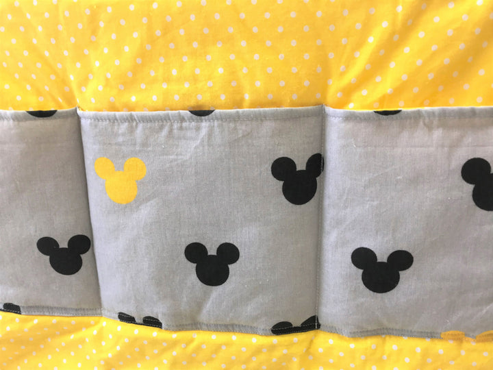 Органайзери на ліжечко — зручні та практичні рішення для зберігання дитячих речей біля спального місця малюка.