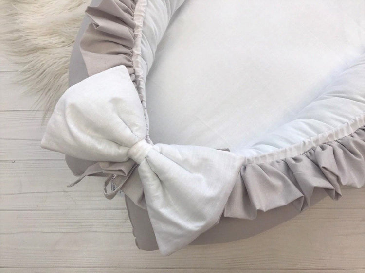 Кокон-мобіль - стильний і зручний дитячий аксесуар для сну