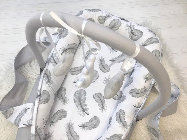 Kокон-мобіль-стильний і зручний дитячий  аксесуар для сну