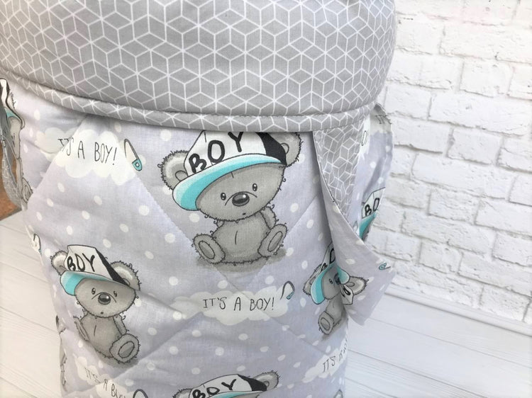 Красиві та практичні кошики для зберігання дитячих іграшок, організовуючи простір у дитячій кімнаті