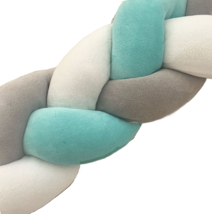 Бортик косичка из мягкого материала для безопасного и стильного оформления детской кроватки