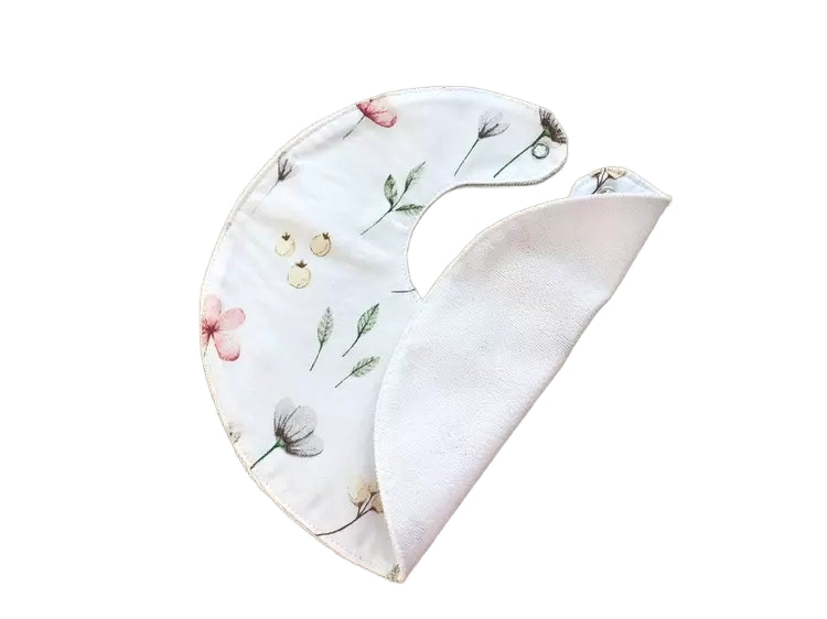 Яскраві дитячі непромокаючі слюнявчики для годування та захисту одягу