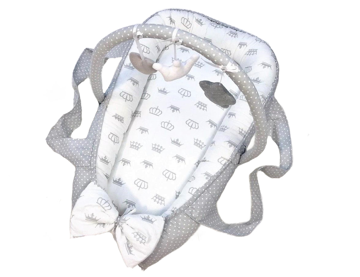 Кокон-мобіль "Корони різні"