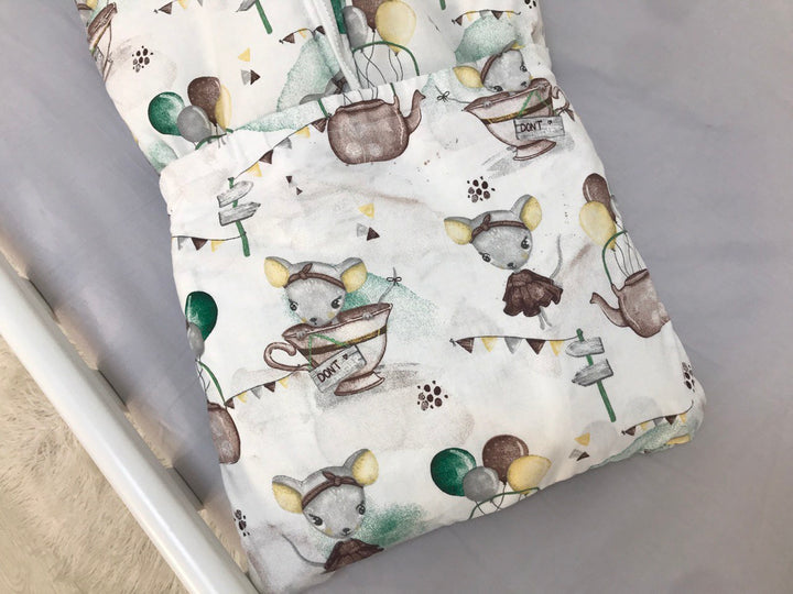 Плед-конверт для коляски - теплий та зручний аксесуар для прогулянок з малюком