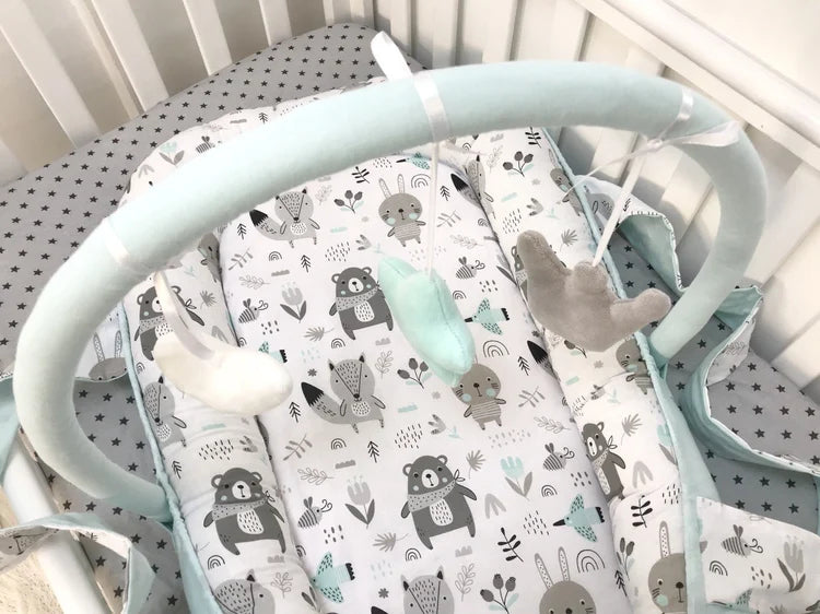 Кокон-мобіль - стильний і зручний дитячий аксесуар для сну