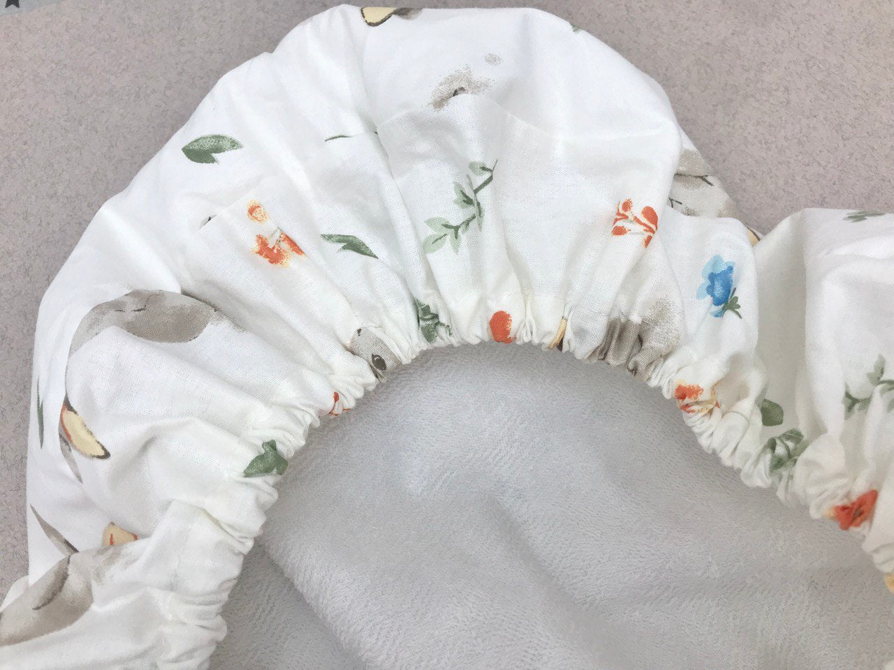 prostiradlo-v-kolyasku-zajchiki