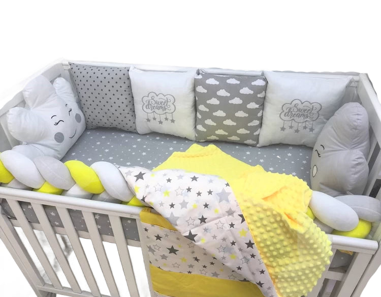 Комплект постільної білизни для дітей – зручні дитячі набори в ліжечко високої якості