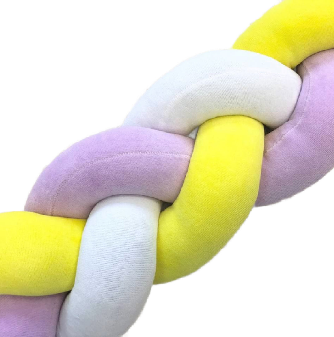 Бортик косичка из мягкого материала для безопасного и стильного оформления детской кроватки