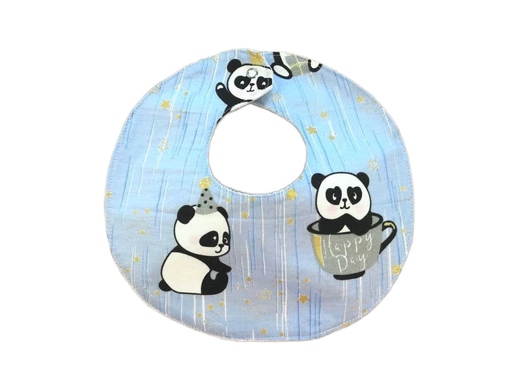 Яскраві дитячі непромокаючі слюнявчики для годування та захисту одягу