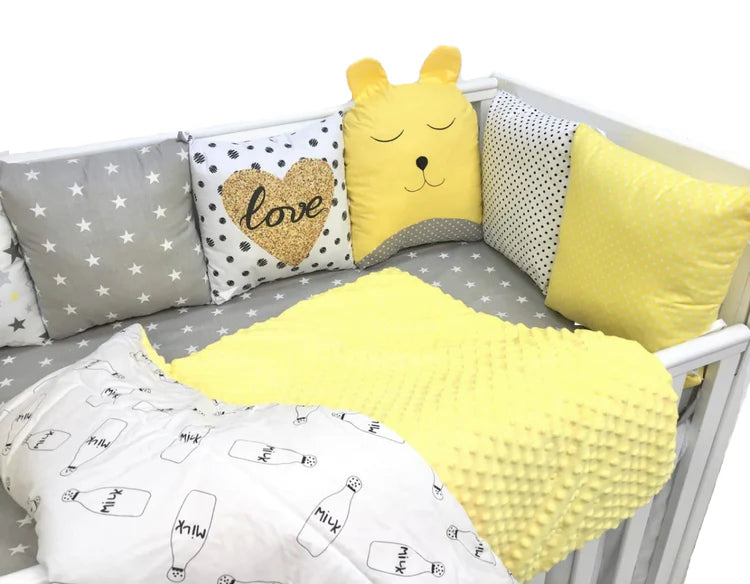 Комплект постільної білизни для дітей – зручні дитячі набори в ліжечко високої якості