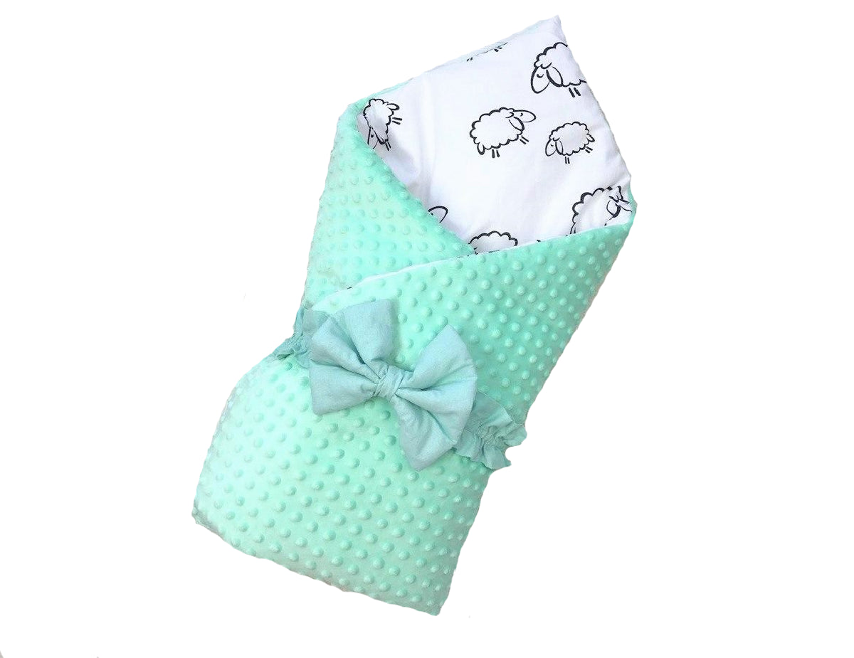 Дитячі пледи-конверти з плюшем – ідеальне поєднання комфорту і стилю для вашої малечі
