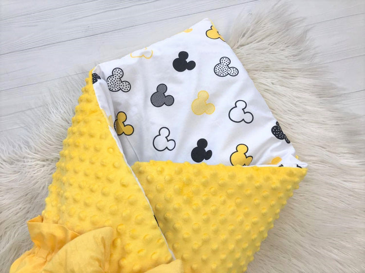 Дитячі пледи-конверти з плюшем – ідеальне поєднання комфорту і стилю для вашої малечі