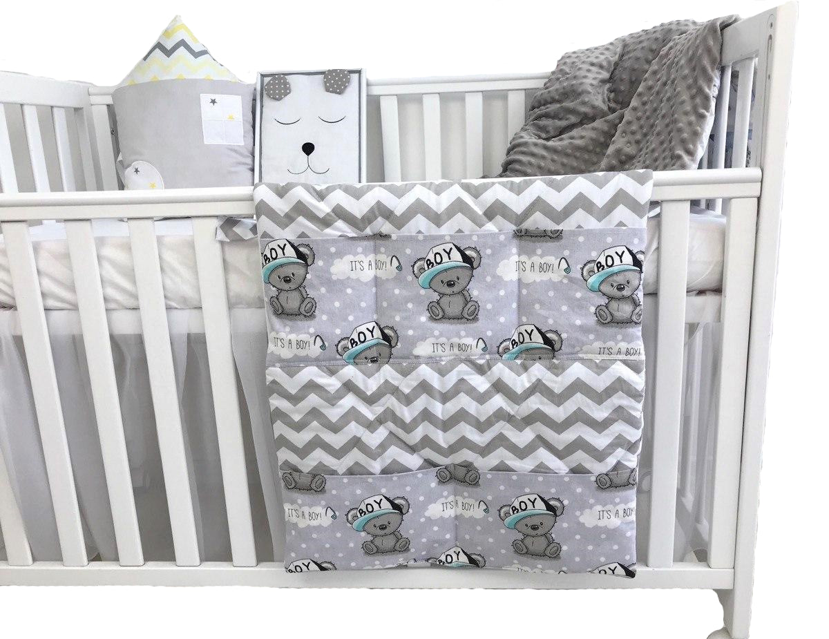 Органайзери на ліжечко — зручні та практичні рішення для зберігання дитячих речей біля спального місця малюка.