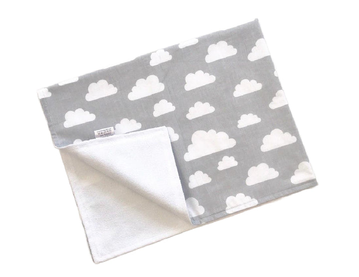 Багаторазові непромокаючі пелюшки для немовлят - захист та зручність