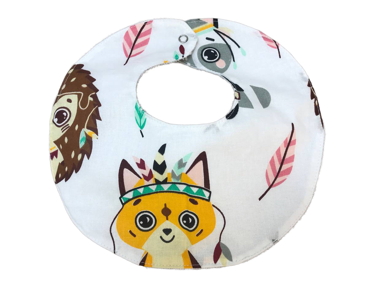 Яскраві дитячі непромокаючі слюнявчики для годування та захисту одягу