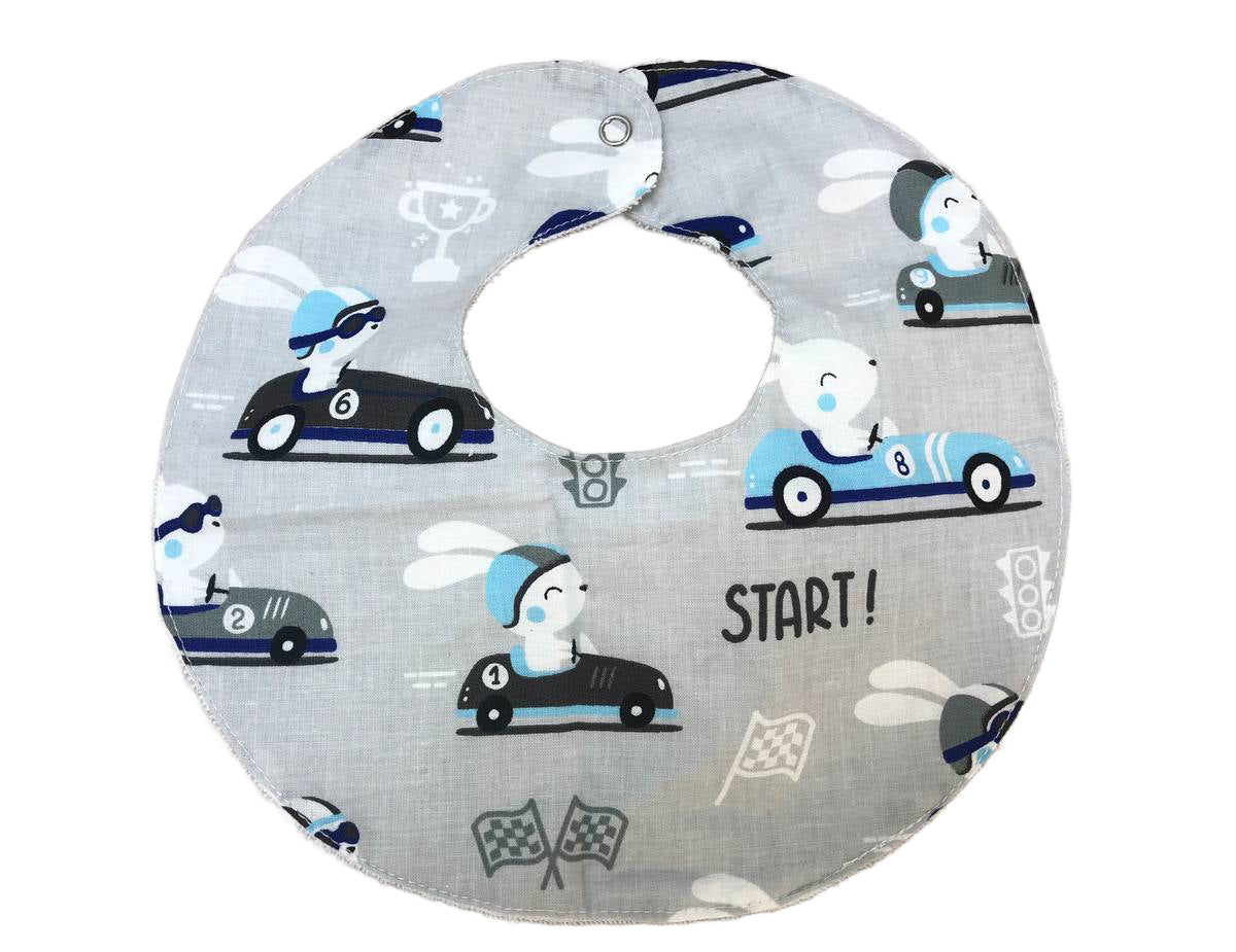 Яскраві дитячі непромокаючі слюнявчики для годування та захисту одягу