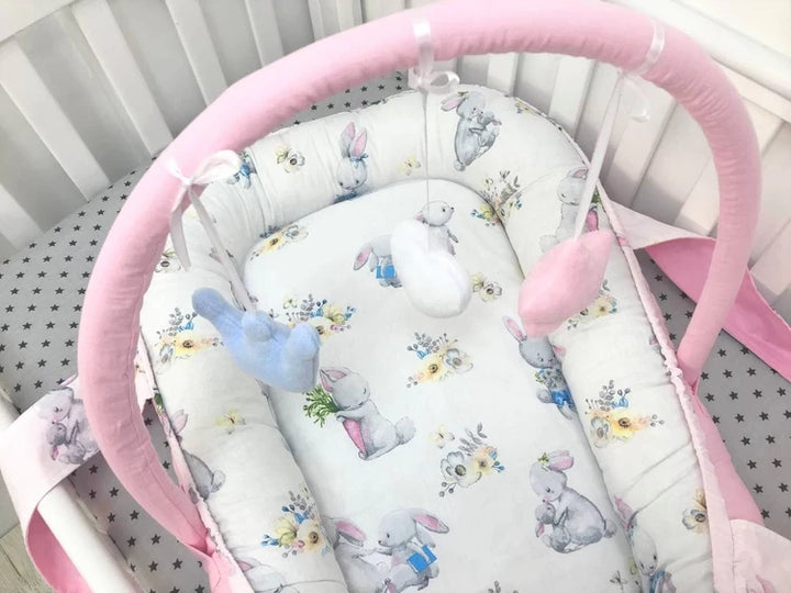 Кокон-мобіль - стильний і зручний дитячий аксесуар для сну