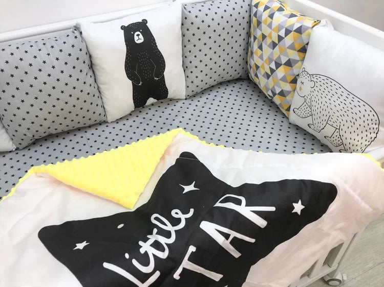 Комплект постільної білизни для дітей – зручні дитячі набори в ліжечко високої якості