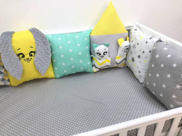 Бортики набори - Комплект м'яких та безпечних бортиків для дитячого ліжечка, що забезпечує захист та комфорт немовляті."