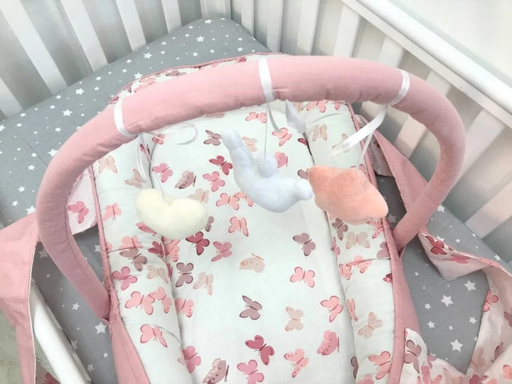 Кокон-мобіль - стильний і зручний дитячий аксесуар для сну